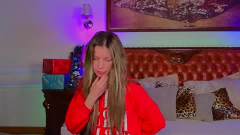 Luna Rishi online show from December 23, 2025, 6:33 am