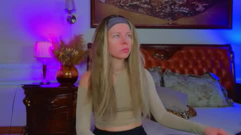 Luna Rishi online show from January 13, 2026, 6:08 am