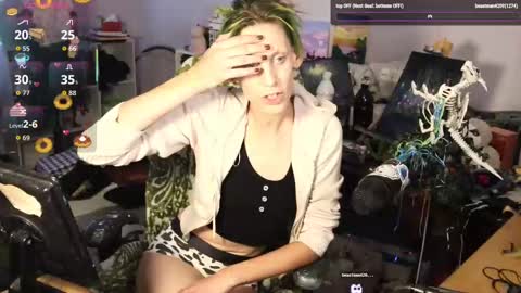 Snapshot of lunasparkles chatting on September 8, 2025, 7:57 pm ..LunaSparkles. online show from September 8, 2025, 7:57 pm