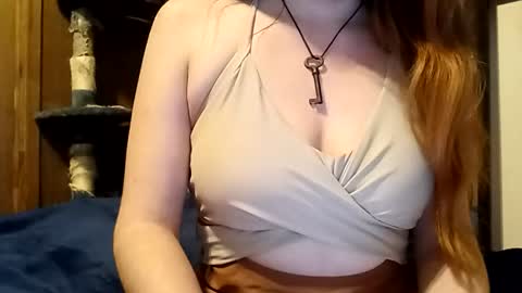 lunathepoet online show from July 5, 2026, 11:56 pm
