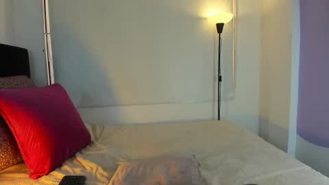 lunavelvet7 online show from February 3, 2026, 7:08 pm