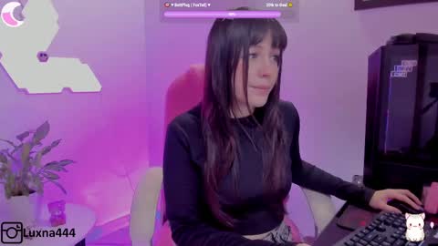   online show from February 22, 2025, 1:33 am