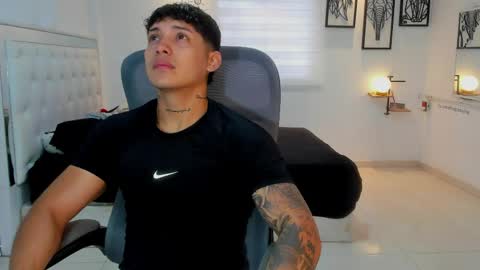 Lunay online show from April 6, 2026, 2:40 pm