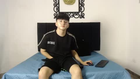 lunaydream online show from May 8, 2026, 11:26 am