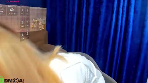 Snapshot of lune_fallenstar chatting on July 6, 2026, 2:08 am Lune FallenStar online show from July 6, 2026, 2:08 am