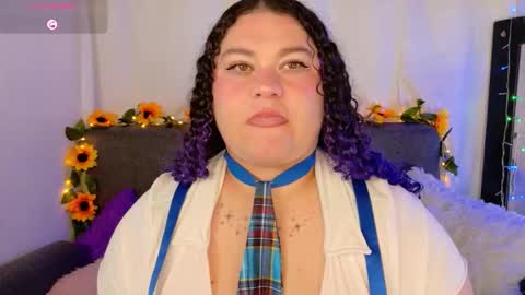 L U N I T A  online show from January 11, 2026, 2:38 am