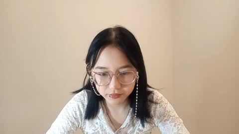 Roxie online show from April 18, 2026, 1:04 pm