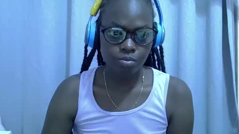 sweet girl online show from October 30, 2025, 12:34 am