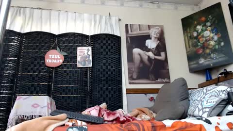 .Clarissa. Follow me on Instagram   miss buns  online show from September 8, 2025, 11:59 pm