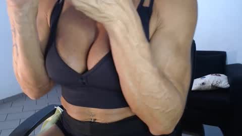 lusexyhot online show from February 14, 2025, 1:45 am