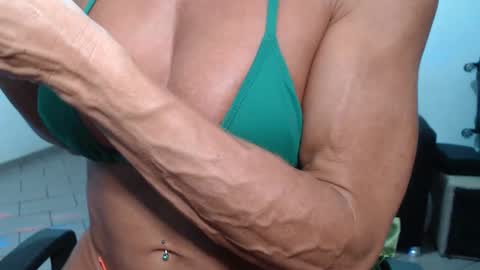 lusexyhot online show from February 22, 2025, 2:50 am