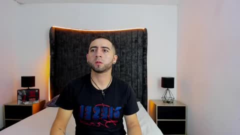 Snapshot of lushian_luna chatting on May 6, 2026, 3:50 pm Lushian And Luna online show from May 6, 2026, 3:50 pm