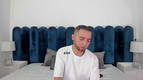 Snapshot of lushian_luna chatting on May 19, 2026, 5:08 pm Lushian And Luna online show from May 19, 2026, 5:08 pm