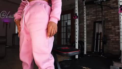 SHOWS ALL MONDAY WEDNESDAYFRIDAYSATURDAY  IN THE MORNING online show from February 19, 2025, 4:33 pm