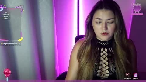 lushlolly online show from September 12, 2025, 3:39 am