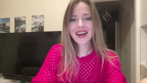 lusiluv online show from October 18, 2025, 10:32 pm