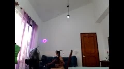 Sebastian E. online show from February 17, 2025, 1:10 pm