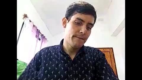 Sebastian E. online show from February 17, 2025, 6:37 pm