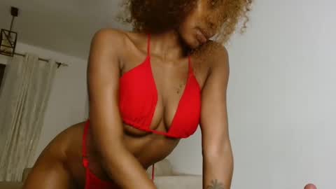 Karly    follow for next broadcast updates kisses online show from January 4, 2025, 9:31 pm