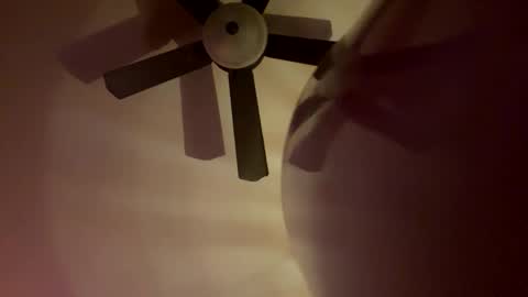 Snapshot of lust_j chatting on February 5, 2026, 10:31 am LUST online show from February 5, 2026, 10:31 am