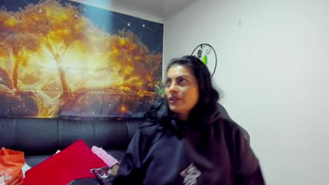 Angela 3 online show from December 31, 2024, 11:31 am