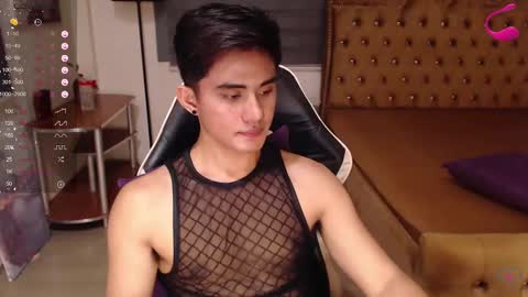 Snapshot of lustdesirex19 chatting on March 4, 2025, 7:41 am David online show from March 4, 2025, 7:41 am