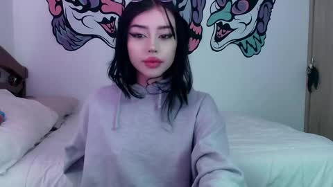 Valerie  April   online show from December 2, 2024, 10:23 pm