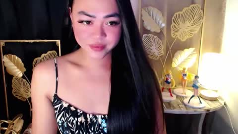 Trina online show from April 21, 2026, 1:07 am