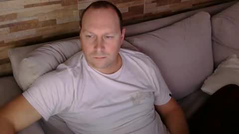 lustonfan online show from May 29, 2026, 1:20 pm