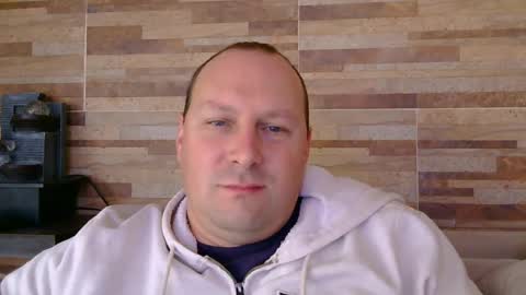 lustonfan online show from June 30, 2026, 12:39 pm