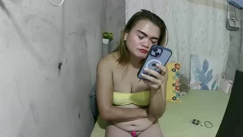 Flora Mae online show from March 15, 2026, 6:25 pm