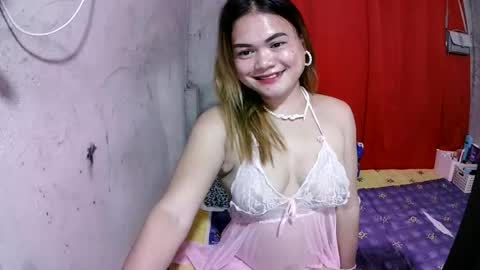 Flora Mae online show from July 6, 2026, 3:58 pm