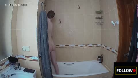 luuvteam online show from November 24, 2025, 10:59 am