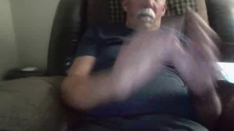 luv269er online show from April 10, 2026, 6:51 am