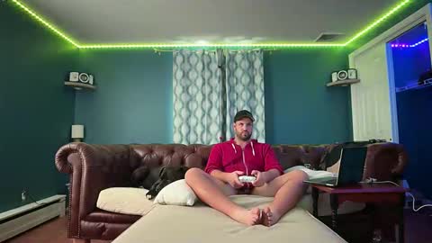 Snapshot of luv2watch1980 chatting on December 5, 2024, 2:55 pm luv2watch1980 online show from December 5, 2024, 2:55 pm