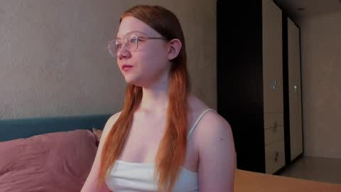 Tessa online show from April 7, 2026, 1:17 am