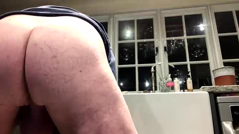 luvcamgirlz online show from February 6, 2025, 6:08 am