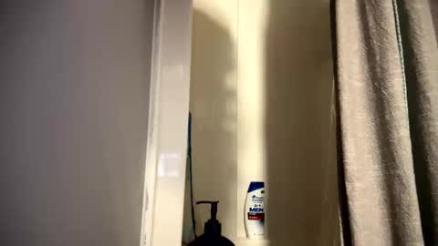 luveatinpussy8 online show from February 13, 2026, 9:38 am