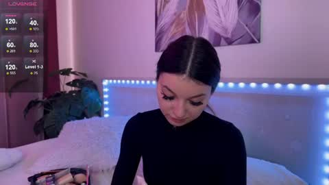 Veronica online show from July 14, 2026, 11:05 am