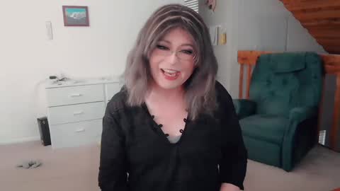 Britney online show from November 12, 2025, 7:03 pm