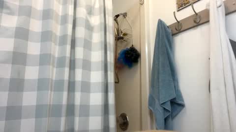 Joe and Sarah online show from October 15, 2025, 11:32 am