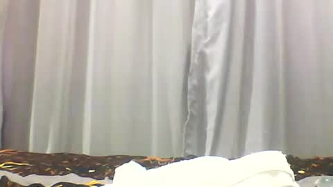 Bee Bee online show from January 12, 2026, 1:00 am