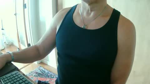 luvzjerkingoff online show from February 5, 2025, 6:26 pm