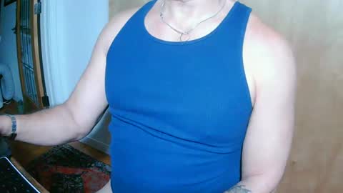 luvzjerkingoff online show from February 19, 2025, 2:44 pm