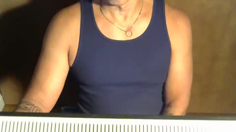 luvzjerkingoff online show from November 4, 2025, 12:37 pm