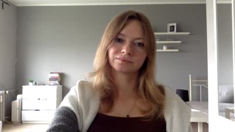 Millie online show from September 14, 2025, 1:54 pm