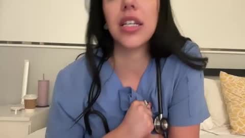 luxcher22 online show from January 15, 2025, 6:22 am