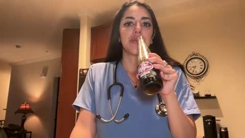 luxcher22 online show from January 29, 2025, 3:33 am