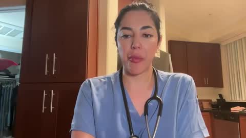 luxcher22 online show from February 11, 2025, 3:08 am