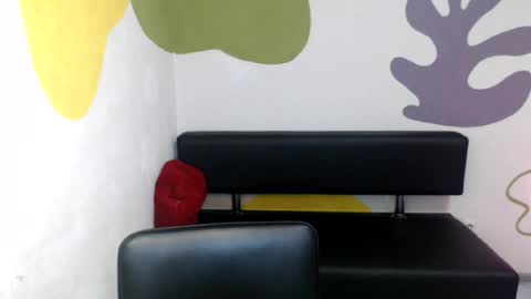 Snapshot of luxdonna chatting on July 9, 2026, 4:00 pm Donna online show from July 9, 2026, 4:00 pm